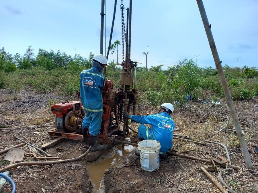 Thí nghiệm xuyên tiêu chuẩn (SPT)